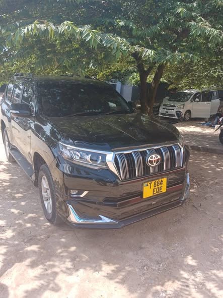 A picture of Land cruiser 60 million