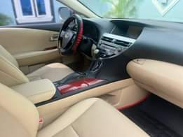 A picture of Registered Lexus rx350 2010 upgraded to 2018 full option mouse