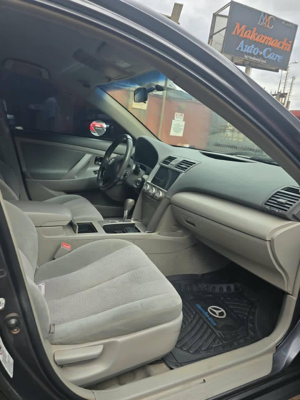 A picture of Camry 2012 model