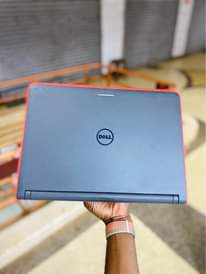 A picture of Dell latitude 3340 500k 0781627418 or 0754136055