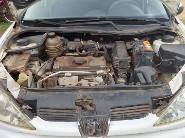 A picture of Peugeot 206