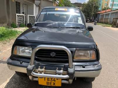 suzuki escudo