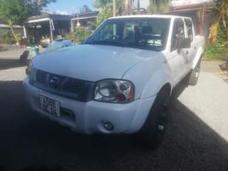 nissan navara