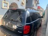 A picture of honda pilot 2005 model