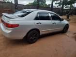 A picture of Honda Accord 2005 09069039339