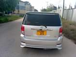 A picture of Toyota rumion