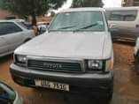 A picture of Hilux Toyota 2003