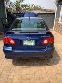 A picture of Toyota corolla 2004 SE