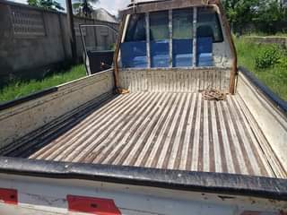 A picture of Haya maboss zangu chuma lpo sokoni hii safari popote no