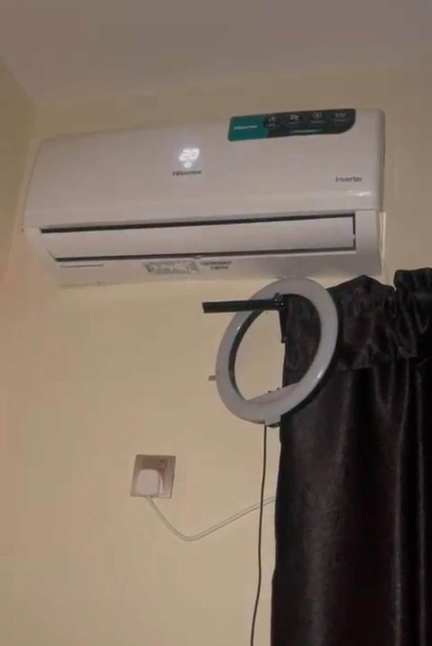 A picture of 1Hp Hisense inverter Ac for sale