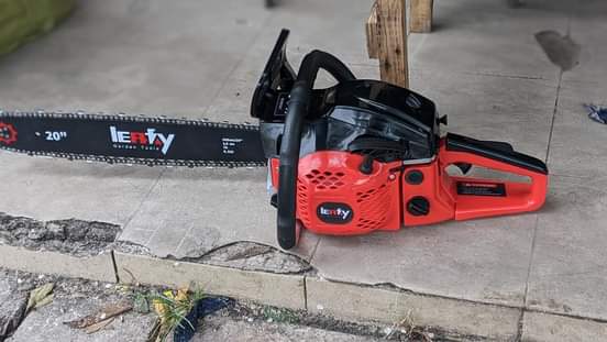 A picture of Chainsaw