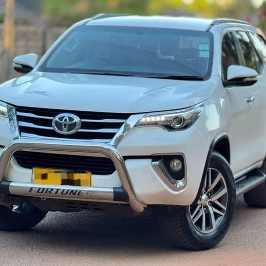 used toyota fortuner