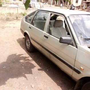 A picture of Toyota Corolla hatchback old model pure first body in perfect