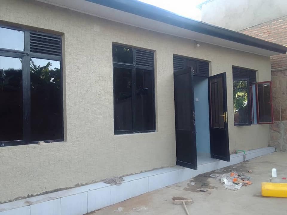 self compound houses