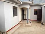 A picture of CHEAP HOUSE FOR SALE BULOBA km off TARMAC rd 2