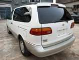 A picture of 2000 Toyota Sienna Automatic