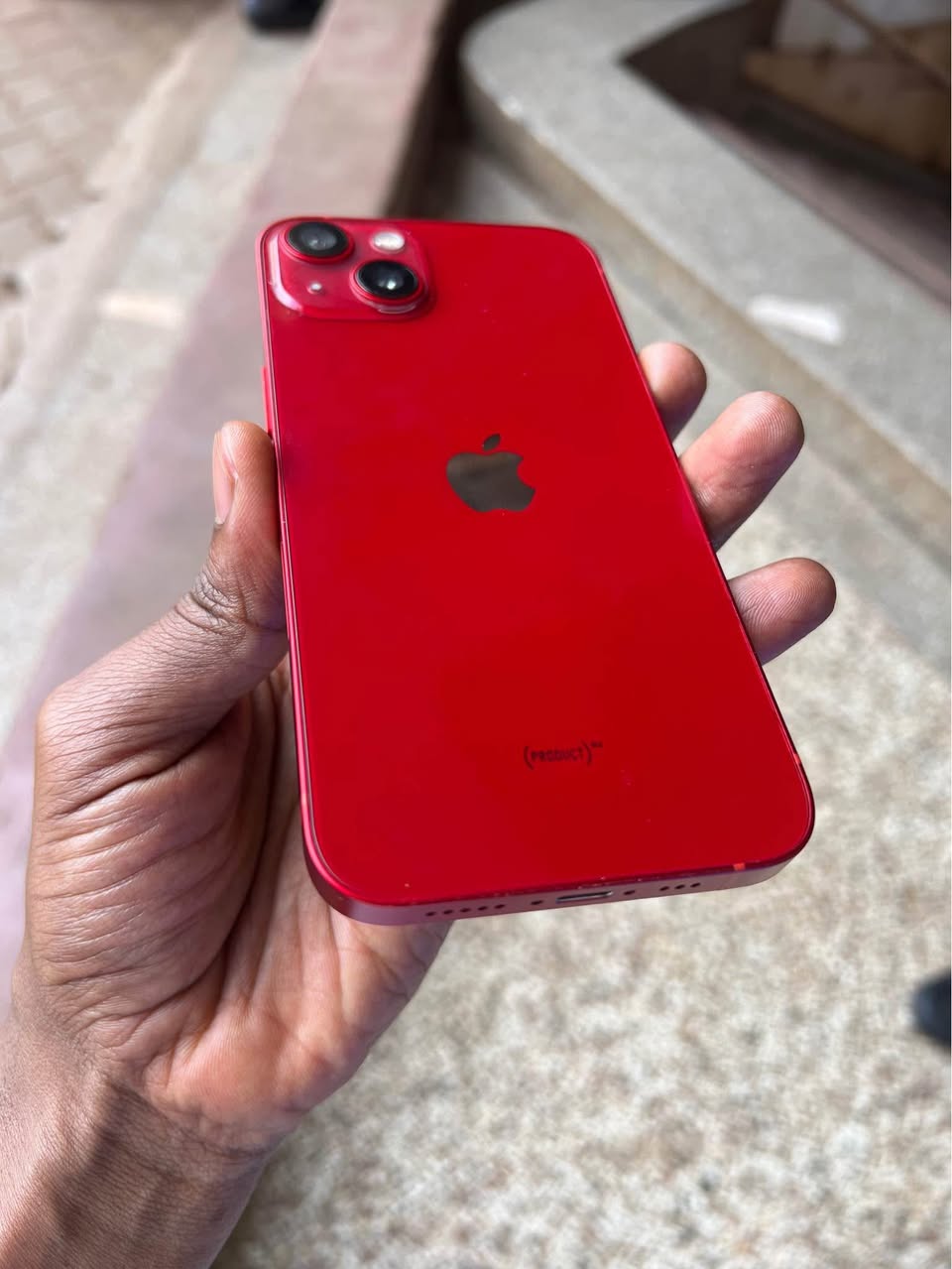 A picture of IPHONE 13 128GB CLEAN MASAVU DOUBLE LINE UGSHS 1100000