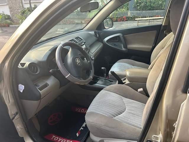 A picture of TOYOTA RAV4 2008 MODEL PRICE 6.8M LOCATION ENUGU CALL 08137179591