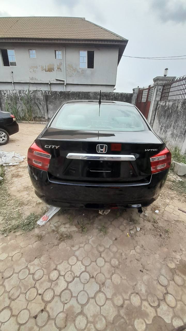 A picture of Honda city 2012 automatic