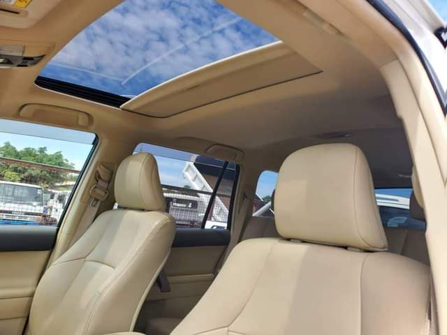 A picture of 2018 Toyota Prado