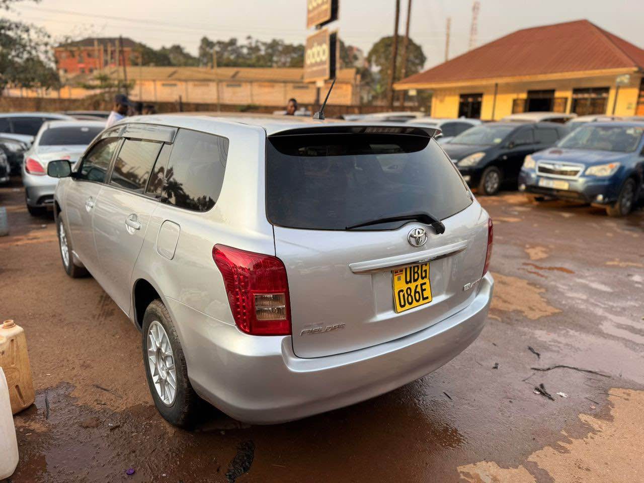 A picture of Toyota Fielder