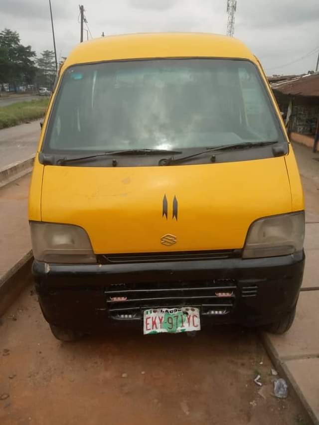 A picture of here is a tokunbo standard bus. Suzuki chain engine. Working