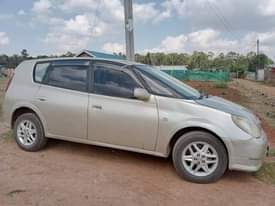 A picture of 2005 Toyota Oppa