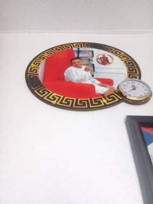 A picture of Indoor office name