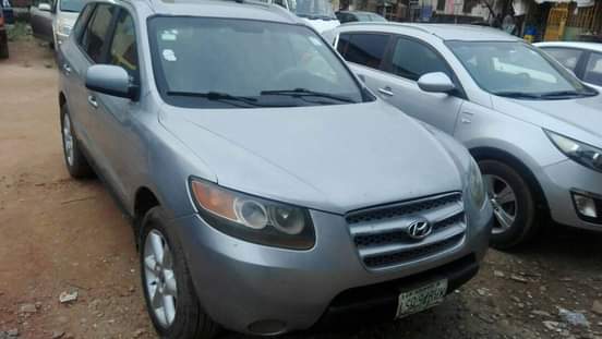 A picture of Hyundai Santa fe 2007