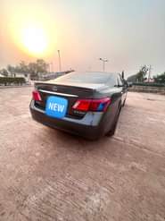 A picture of AVAILABLE FOR SALE Model Lexus Es 350 Neatly used Toks