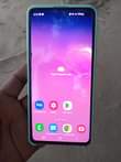 A picture of SAMSUNG S10