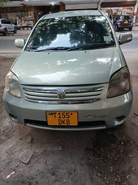 A picture of Toyota Raum