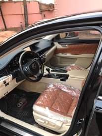 A picture of Es350 2014