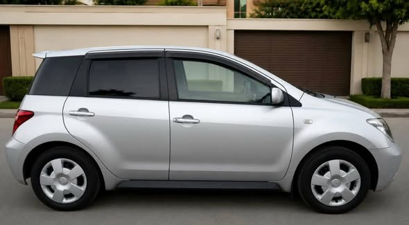 A picture of Toyota ist 0716015782