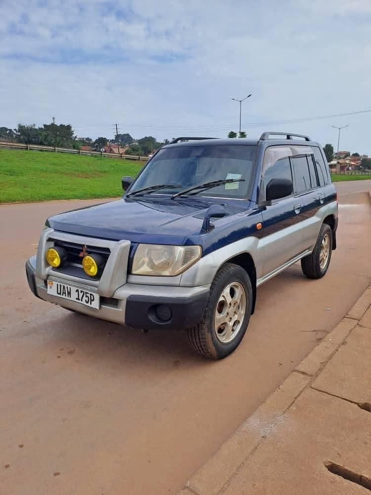 A picture of Pajero short