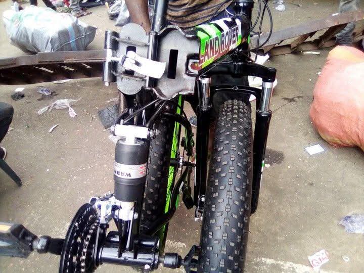 A picture of Land rover Bike