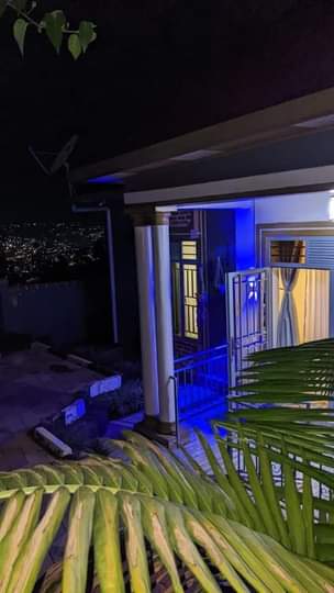 A picture of House for rent gisozi near road near ULK 0781680881 rent