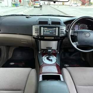 A picture of TOYOTA MARK X