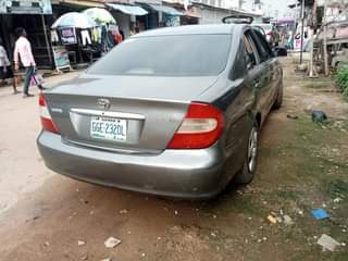 A picture of Toyota Camry 03 08076141420