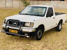 used nissan hardbody