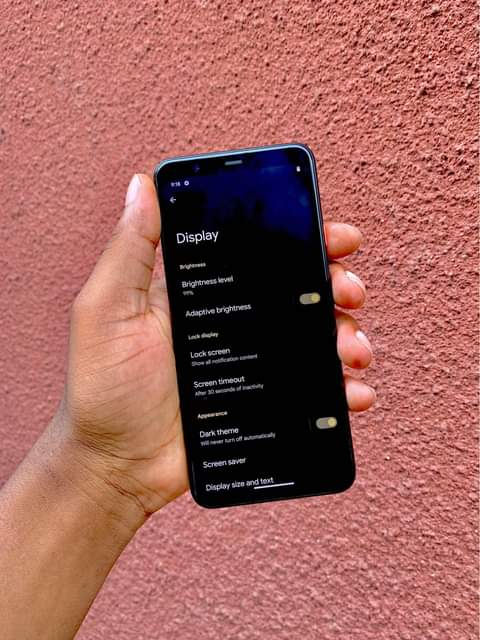 A picture of Google pixel 4XL 128GB