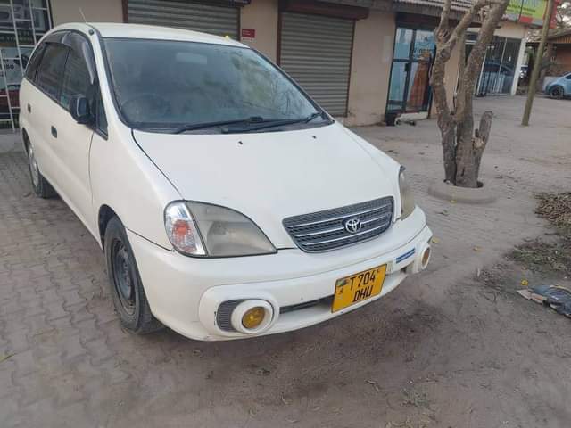 toyota nadia