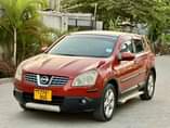 A picture of NISSAN DUALIS PRICE 13 8M 500k wapambanaji COLOUR MAROON Y