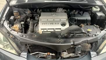 A picture of RX 330