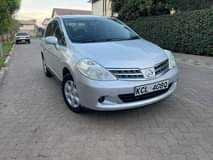 A picture of Nissan tiida 0707631432