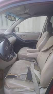 A picture of Toyota Highlander 03
