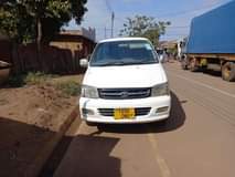 A picture of TOYOTA NOAH