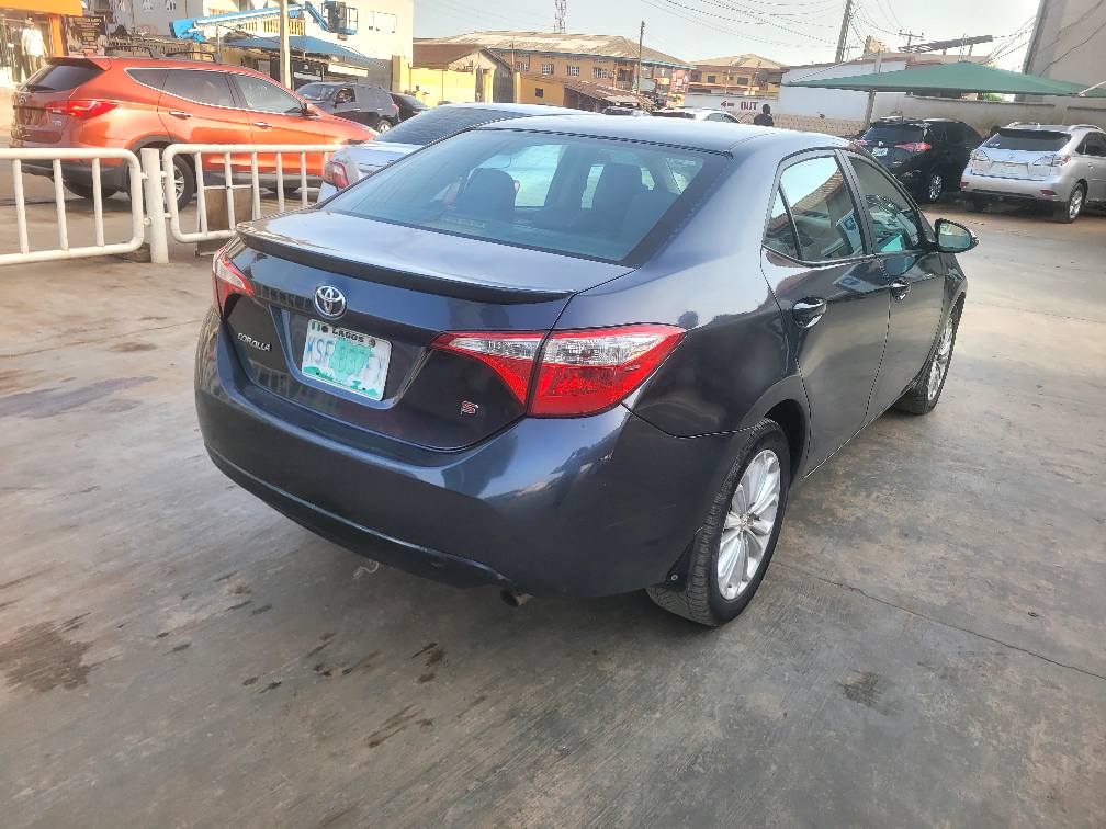 A picture of Distress sales Registered 2016 Toyota Corolla SE