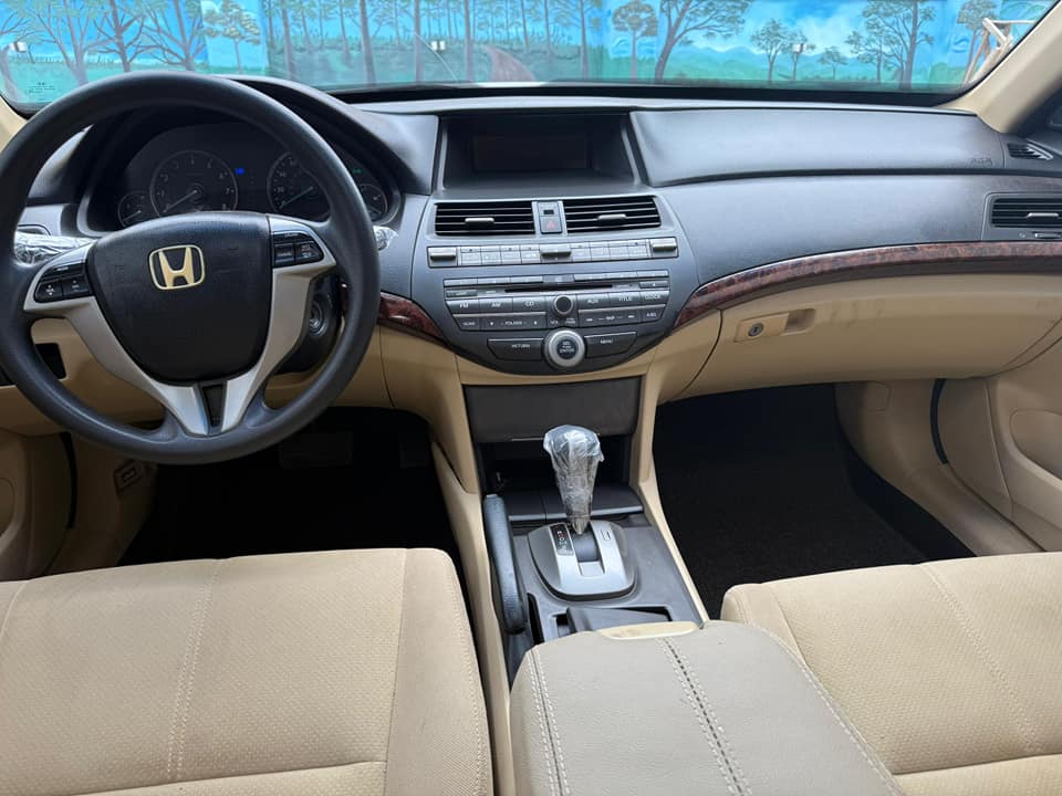 A picture of BELGIUM STANDARD 2010 HONDA CROUSTOR