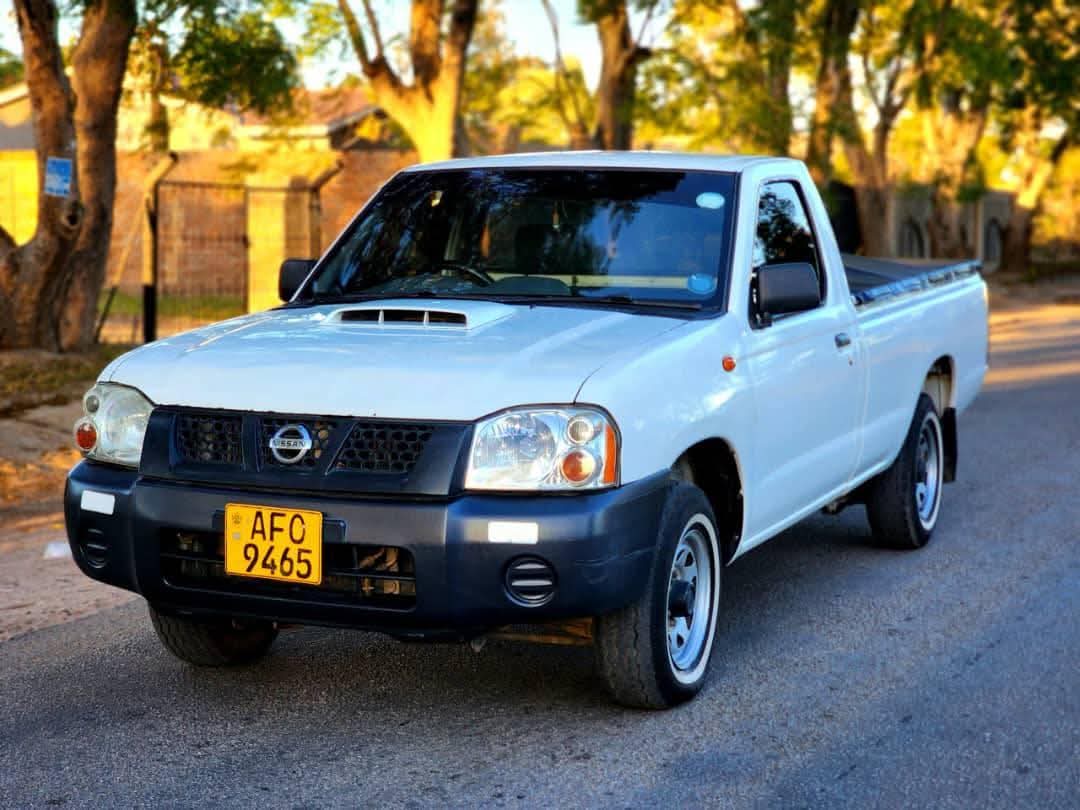 classifieds/cars nissan